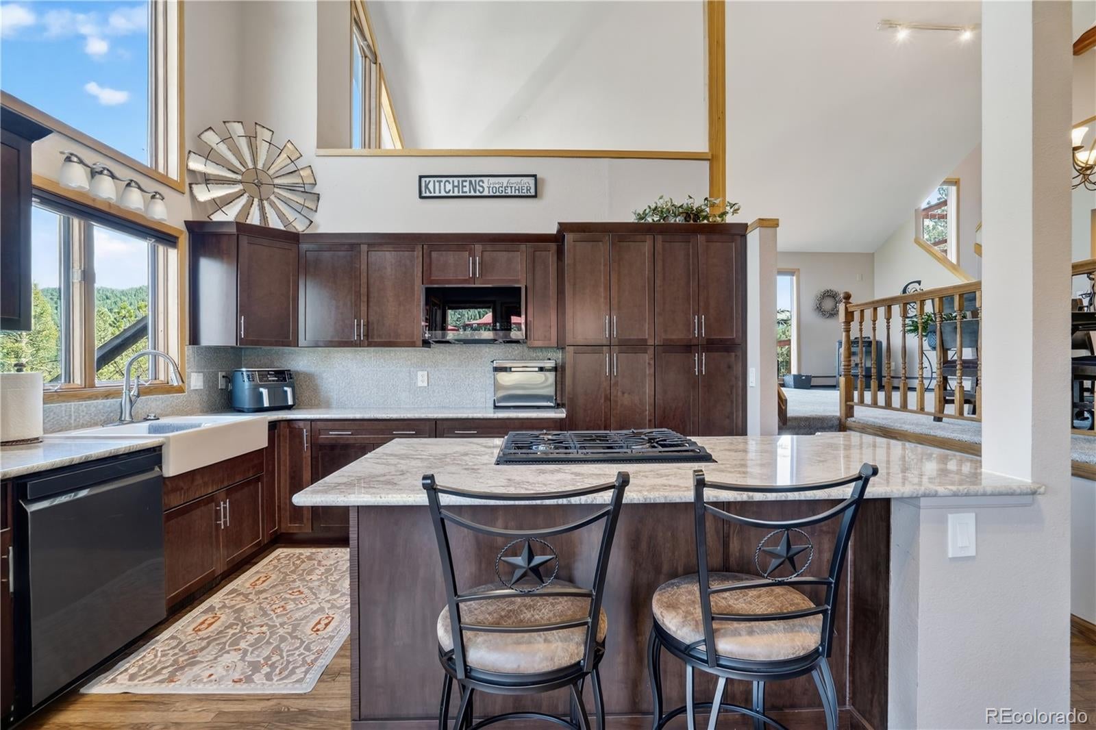 203 Valley View Lane