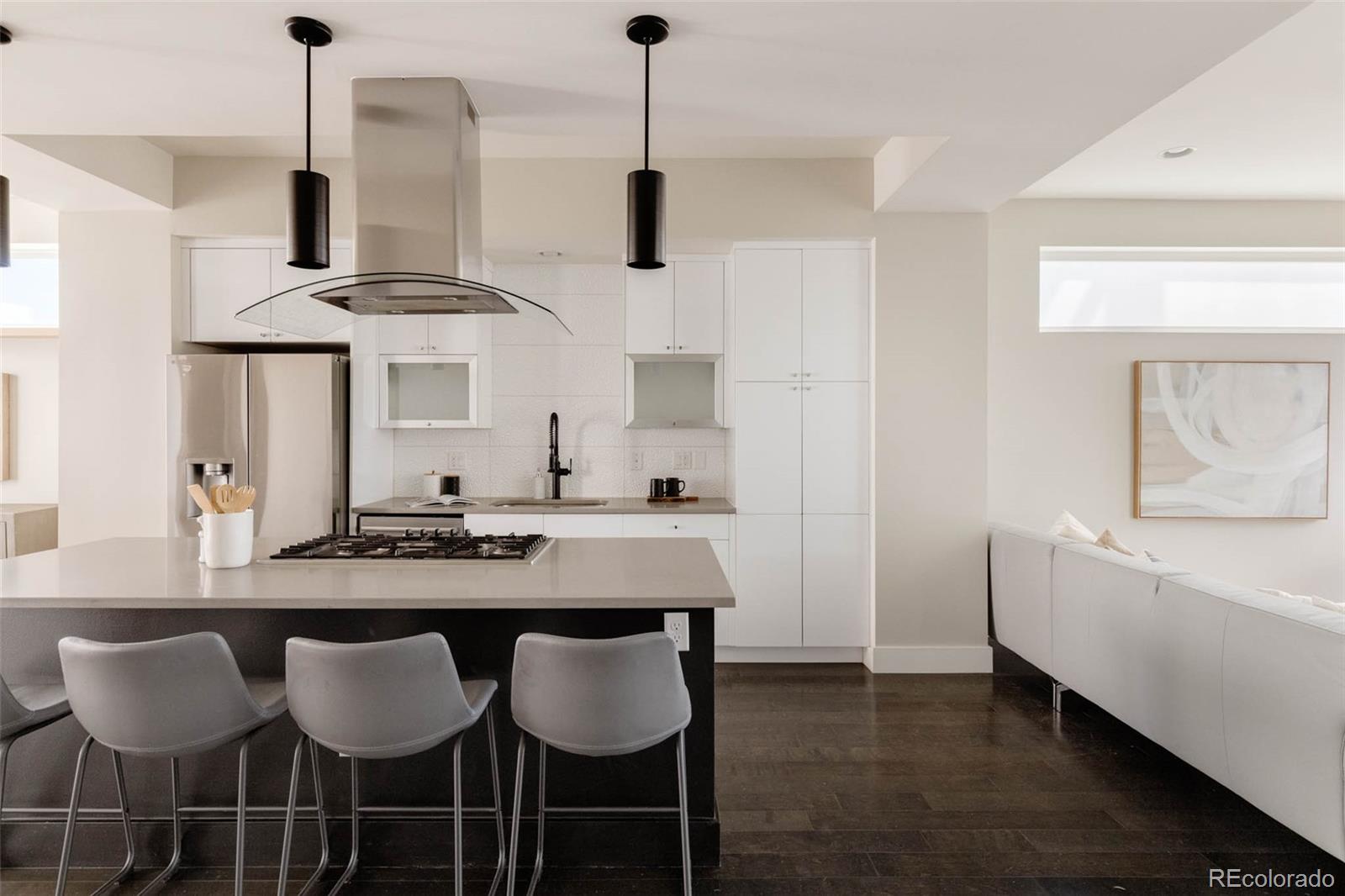 3444 Navajo Street 12