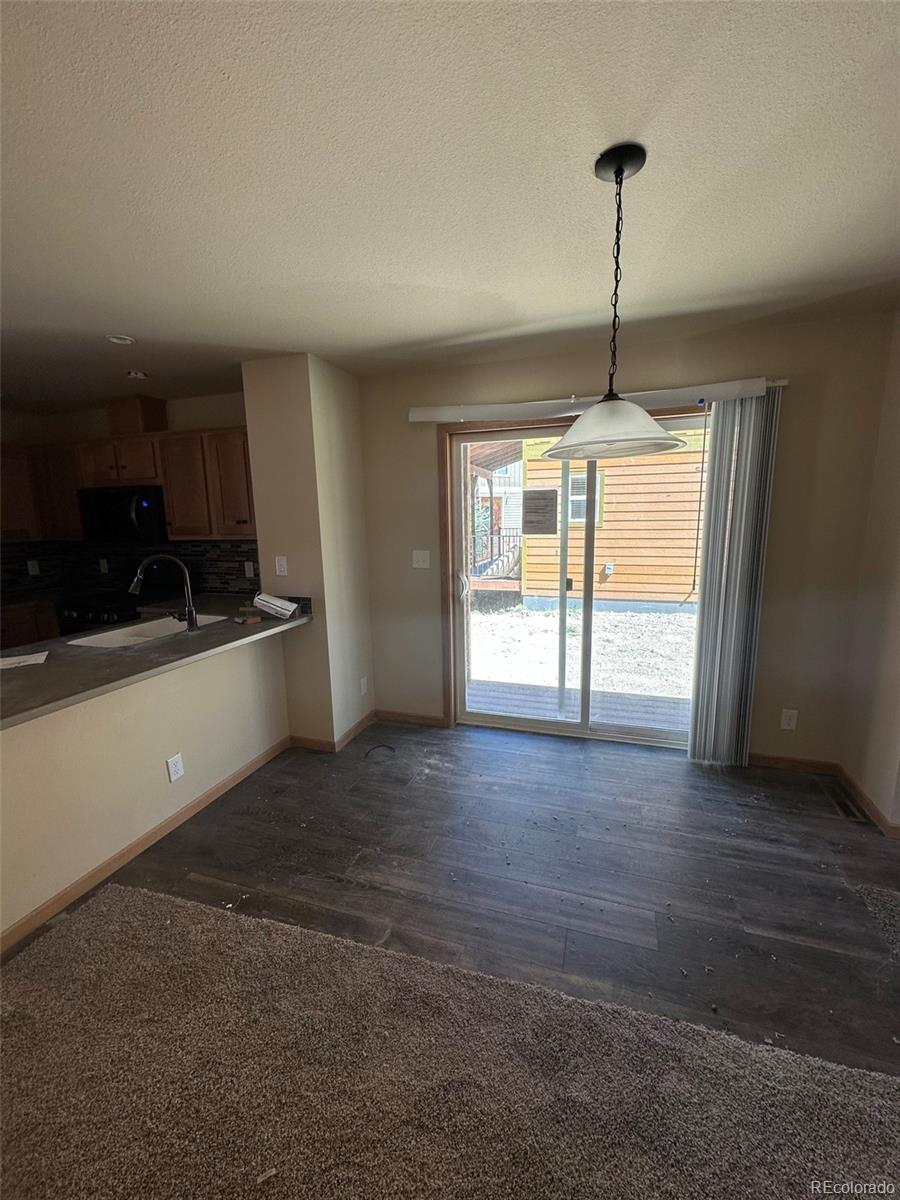 117 Edgewater Circle