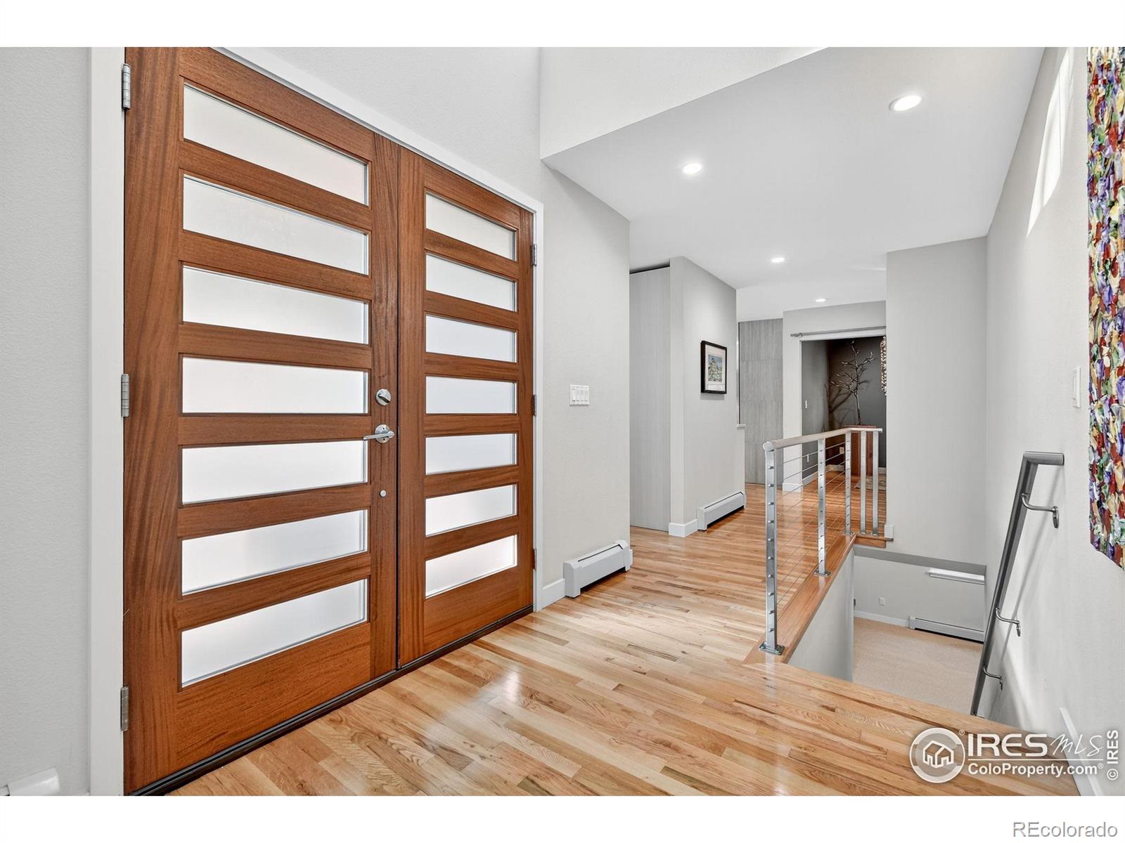 2435 Hawthorn Avenue