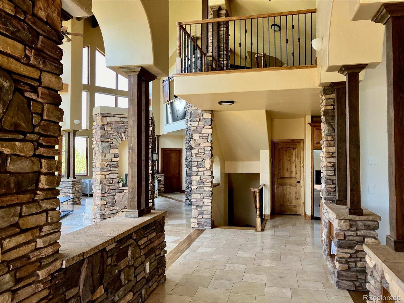 28532 Hummingbird Hill Road