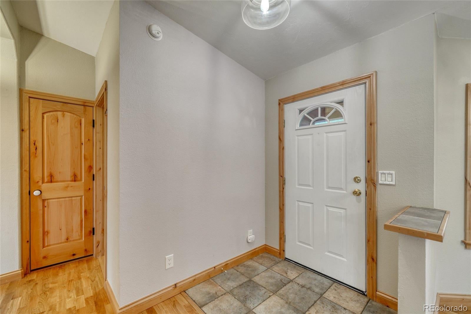 37 Comstock Court