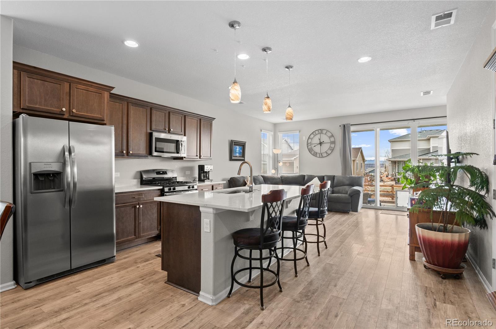 9883 Truckee Street, Commerce City, CO, 80022 3 9883 Truckee Street