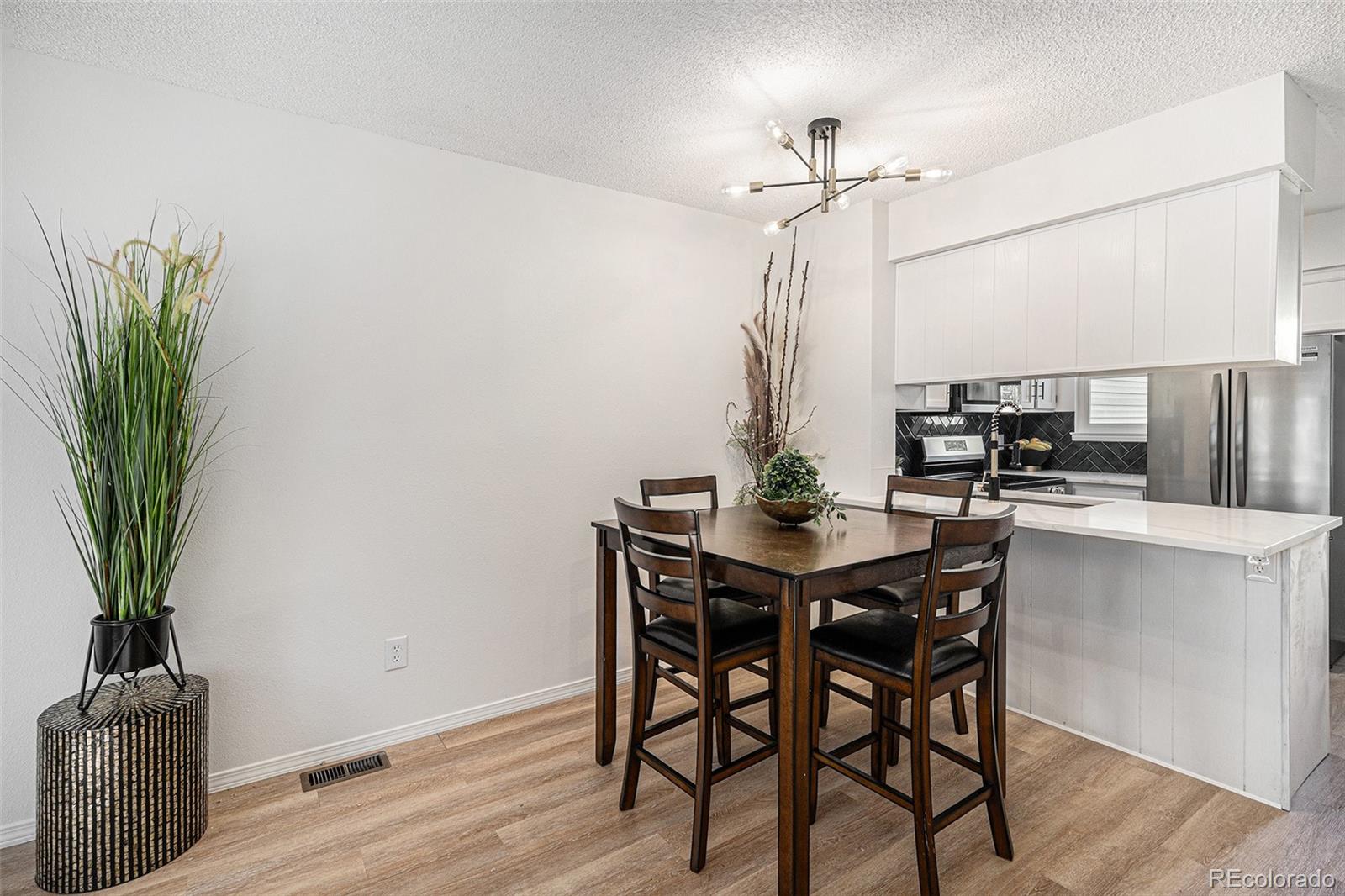 3231 S Estes Street, Lakewood, CO, 80227 3 3231 S Estes Street