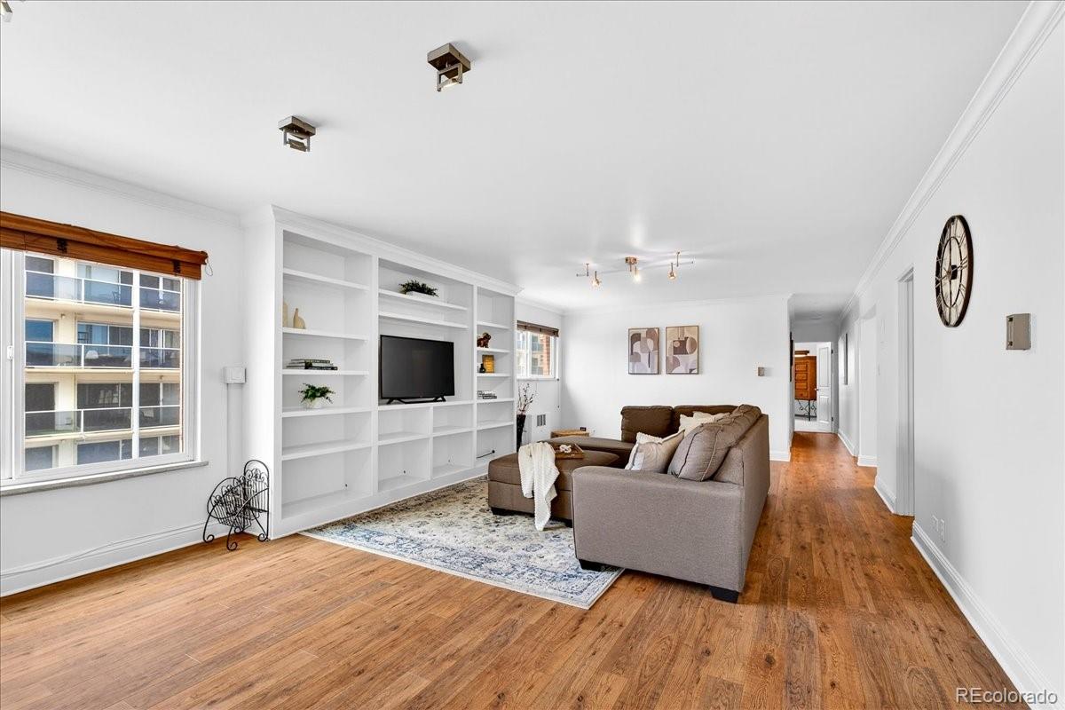 855 N Pennsylvania Street 411