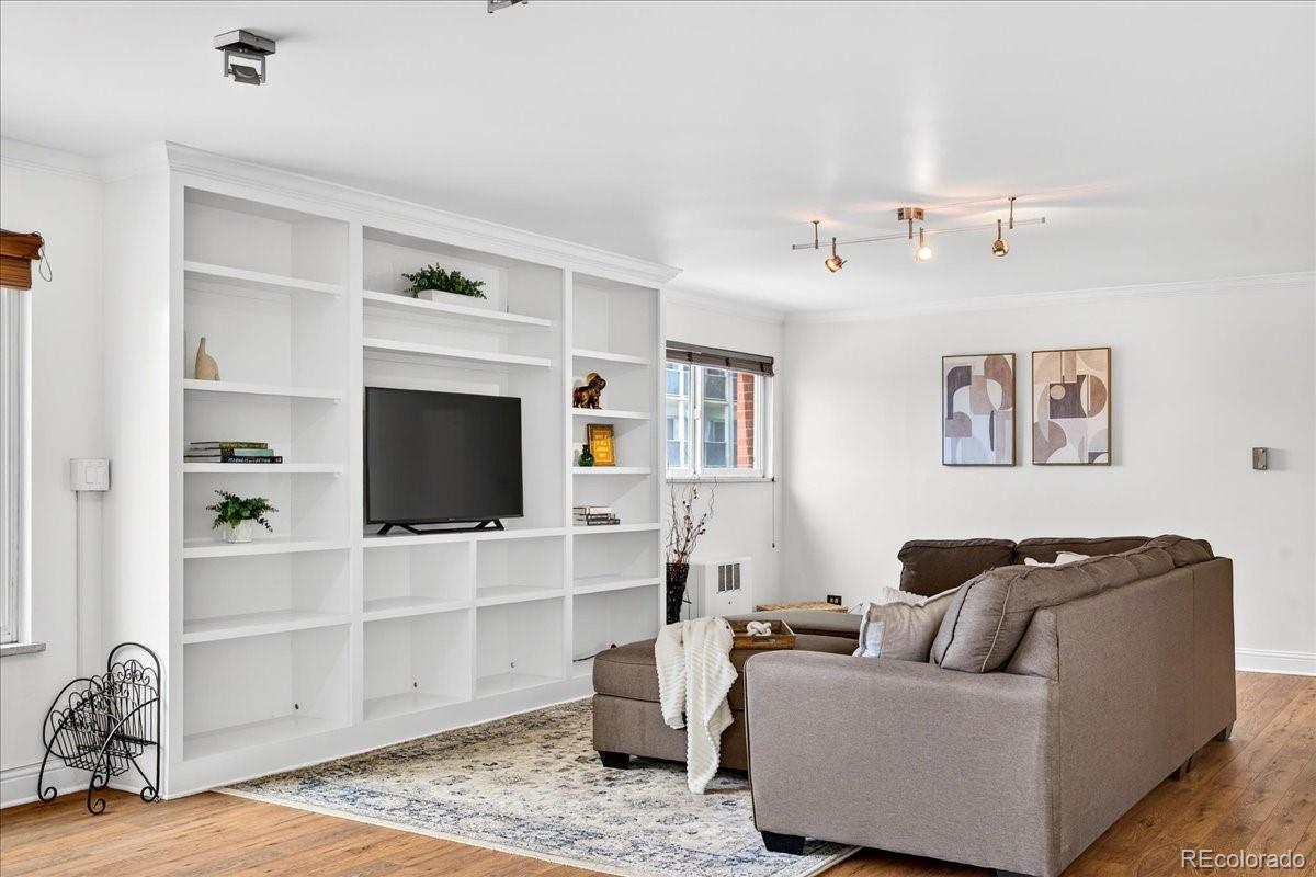 855 N Pennsylvania Street 411