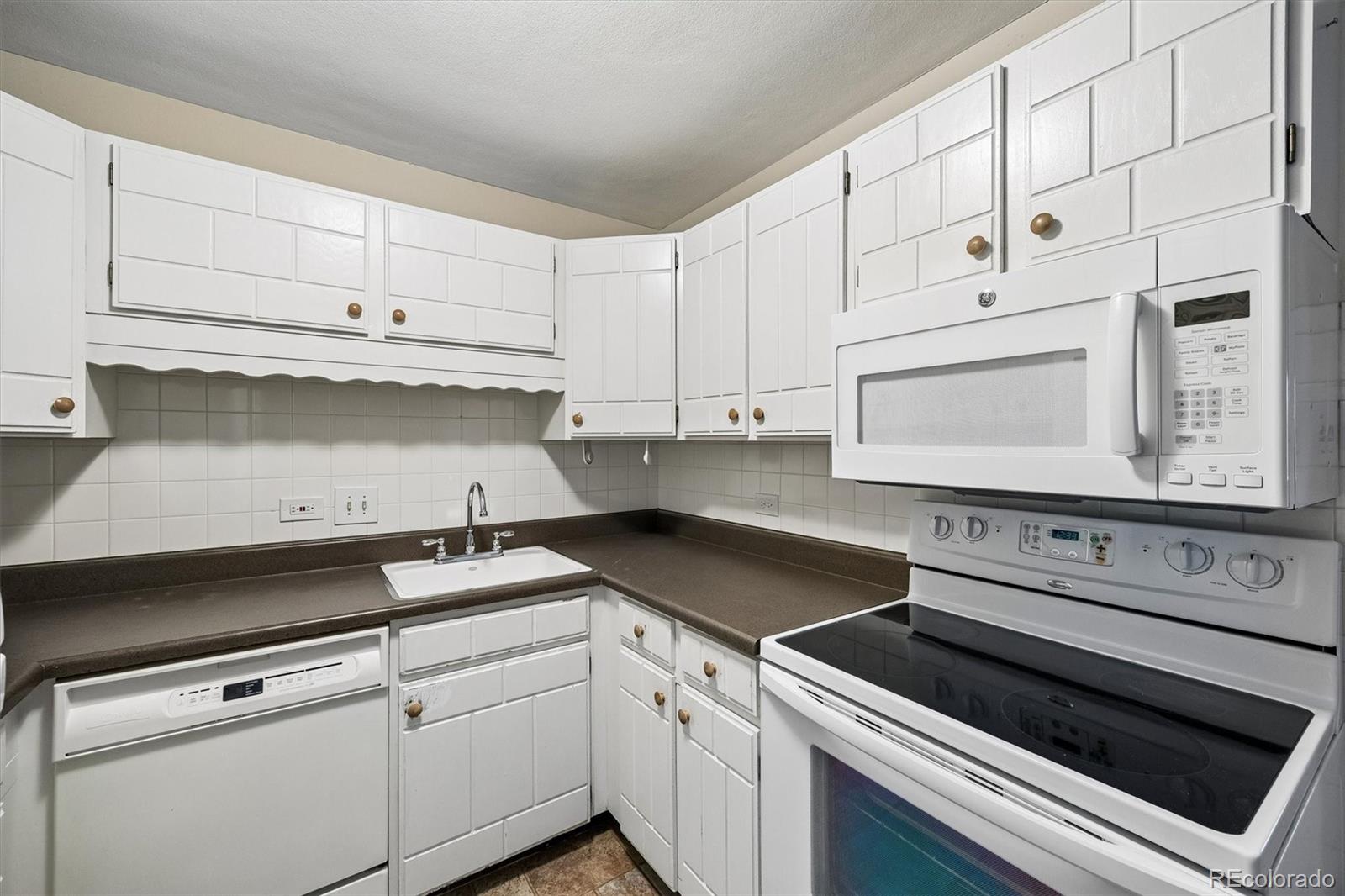 7801 W 35th Avenue 309