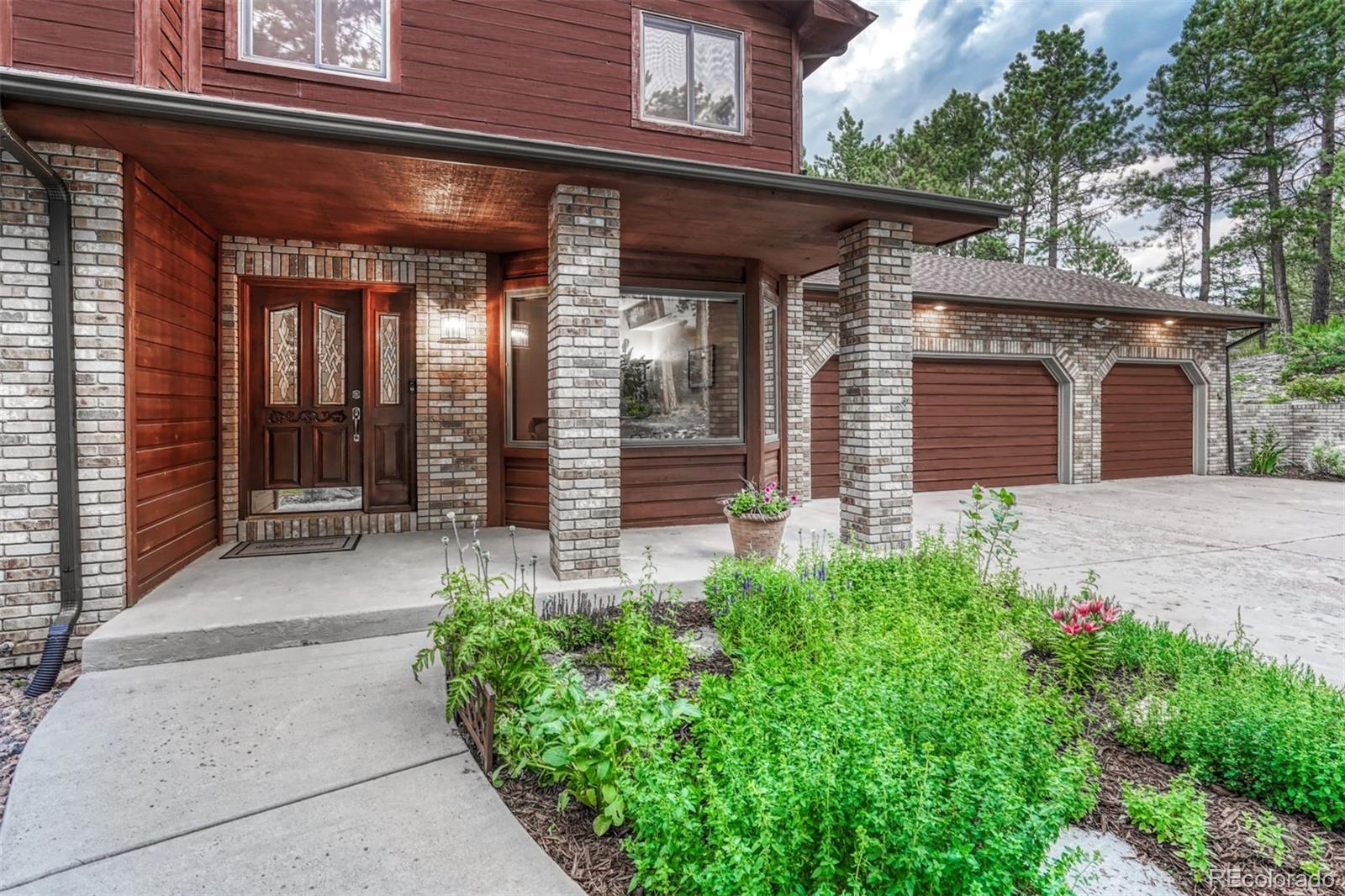 1680 Oakwood Drive