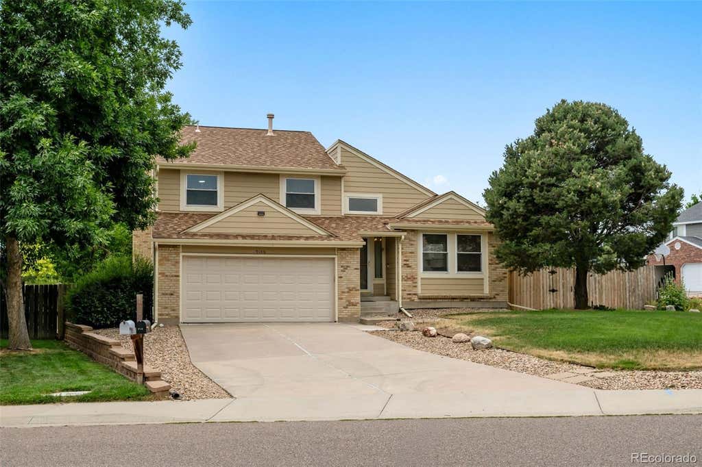 Photo of 9146 W Quarto Place, Littleton, CO 80128 (MLS # 2121277)