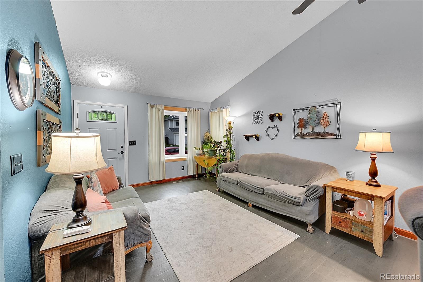 5323 E Sandpiper Avenue