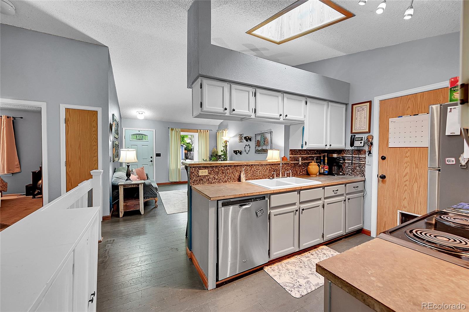 5323 E Sandpiper Avenue