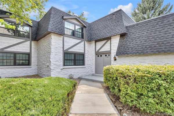 3511 S HILLCREST DR APT 4, DENVER, CO 80237 - Image d6701edd00d3a7ee080a11db9b086114/4279978151