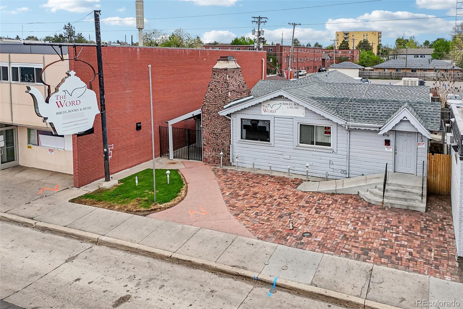 8710 E Colfax Avenue