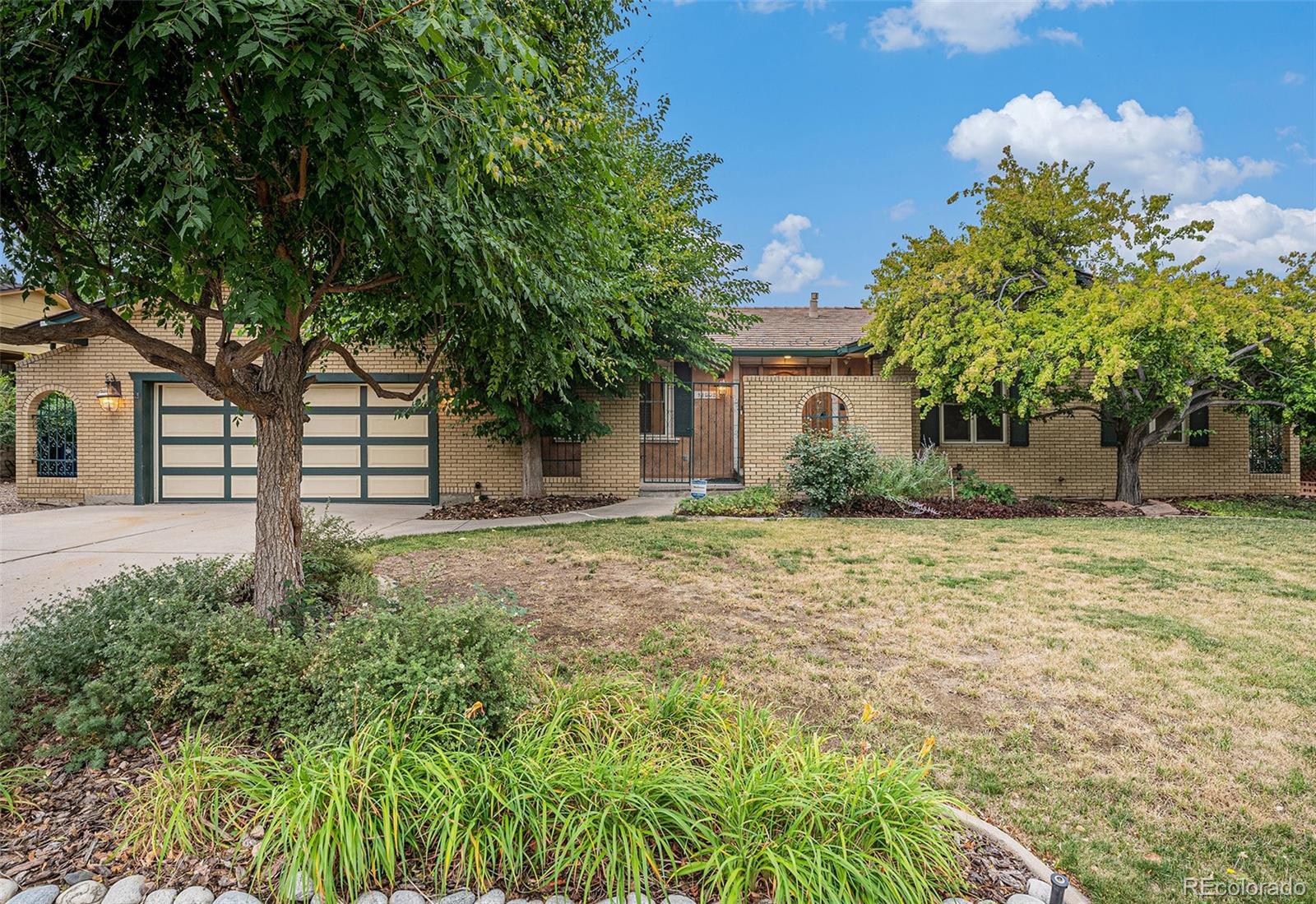 11802 W 77th Drive