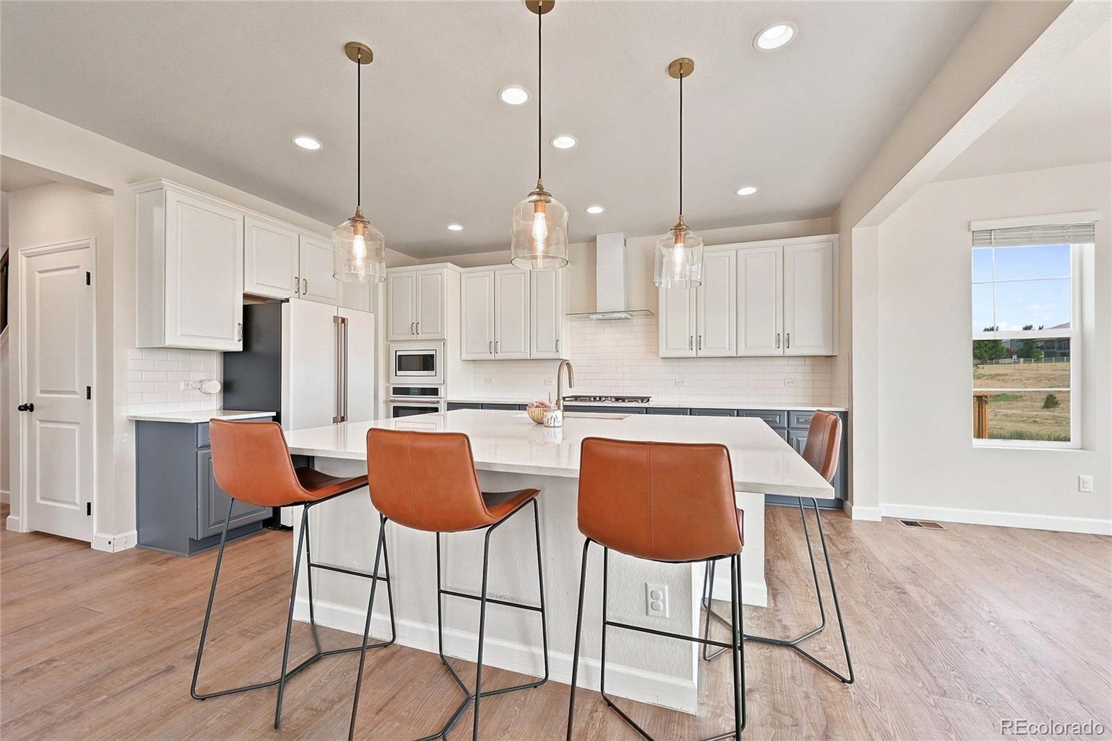 5462 Gray Wolf Lane