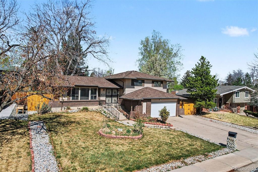 Photo of 9755 W Iowa Drive, Lakewood, CO 80232 (MLS # 1962749)