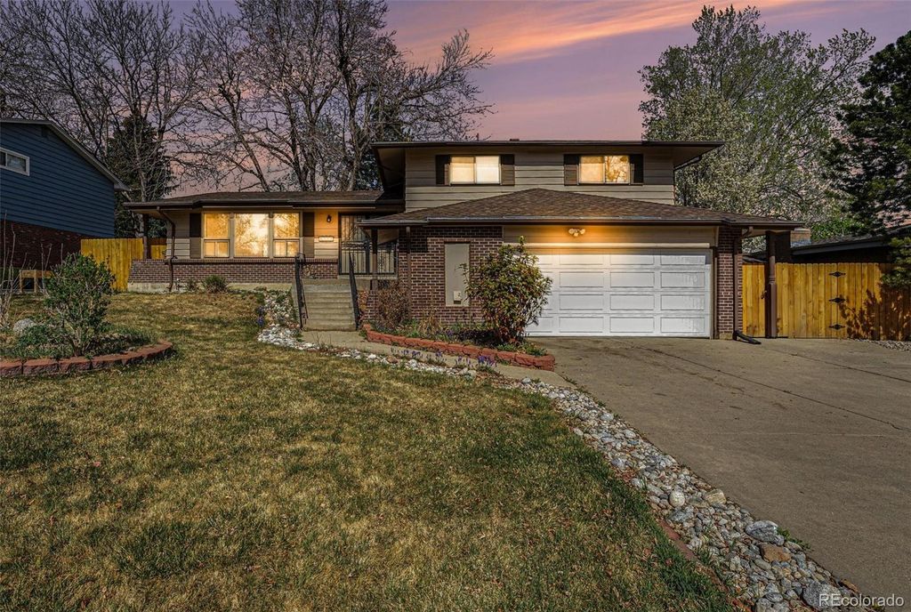 Photo of 9755 W Iowa Drive, Lakewood, CO 80232 (MLS # 1962749)