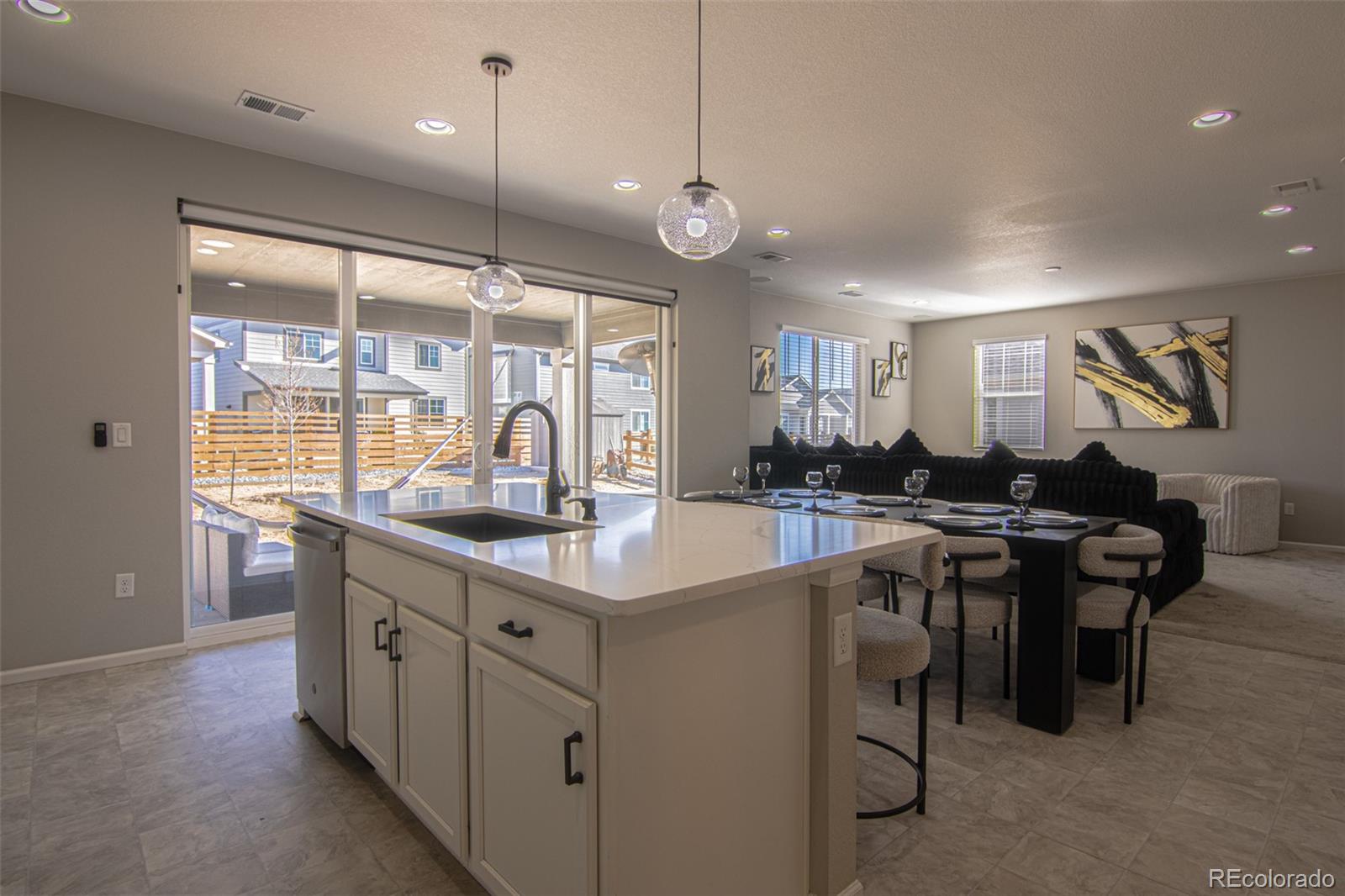 3856 N Fultondale Street