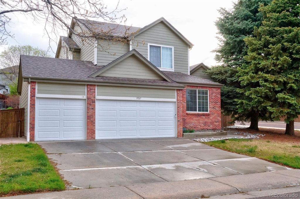Photo of 9707 Red Oakes Drive, Highlands Ranch, CO 80126 (MLS # 9032148)