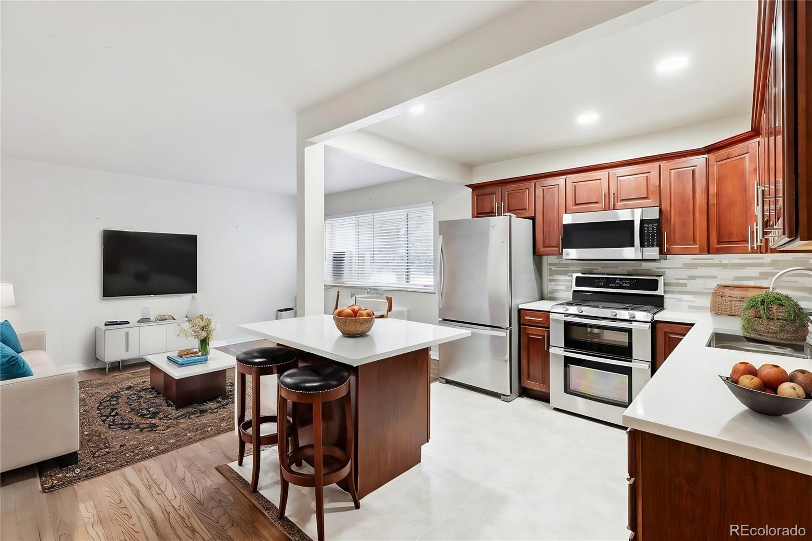 1101 Bellaire Street 108