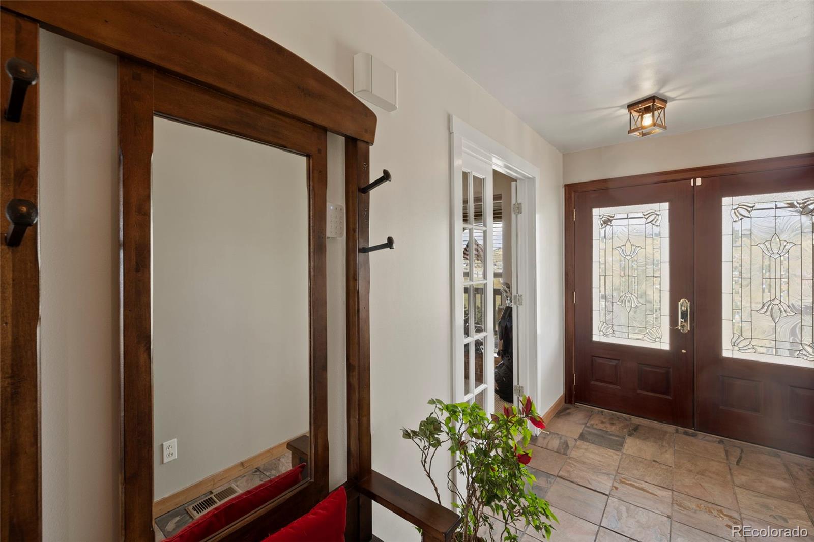 400 W Shideler Avenue
