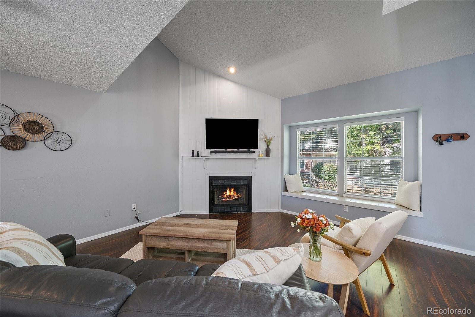 5344 W Canyon Trail B