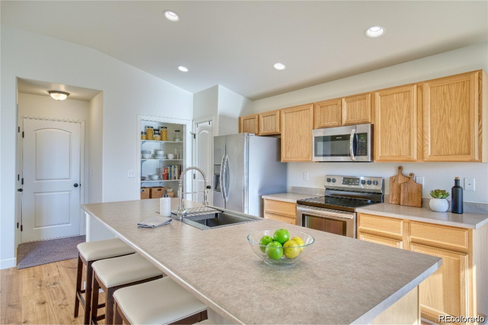 2632 Turquoise Street