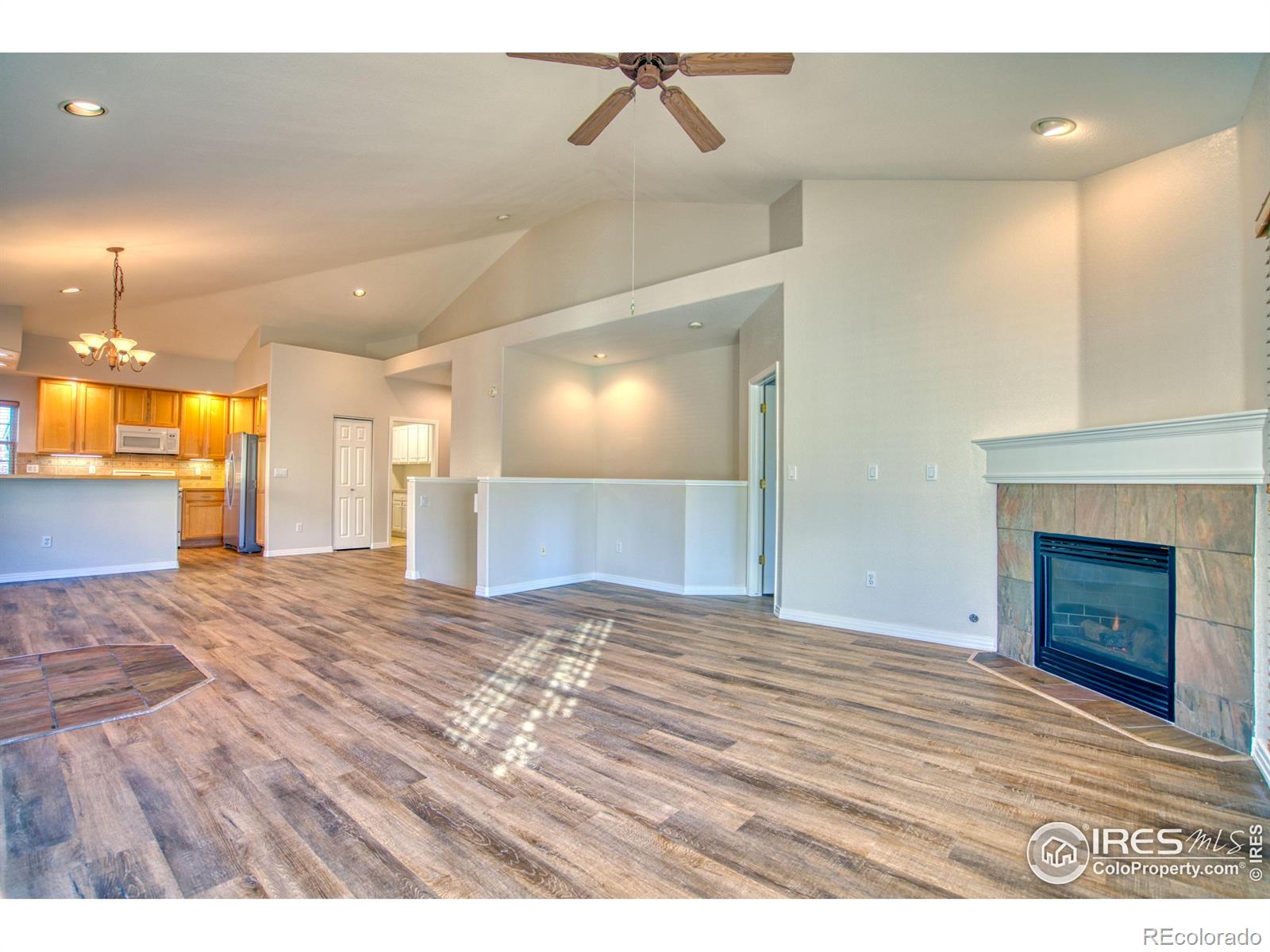 4121 Da Vinci Drive, Longmont, CO, 80503 4 4121 Da Vinci Drive