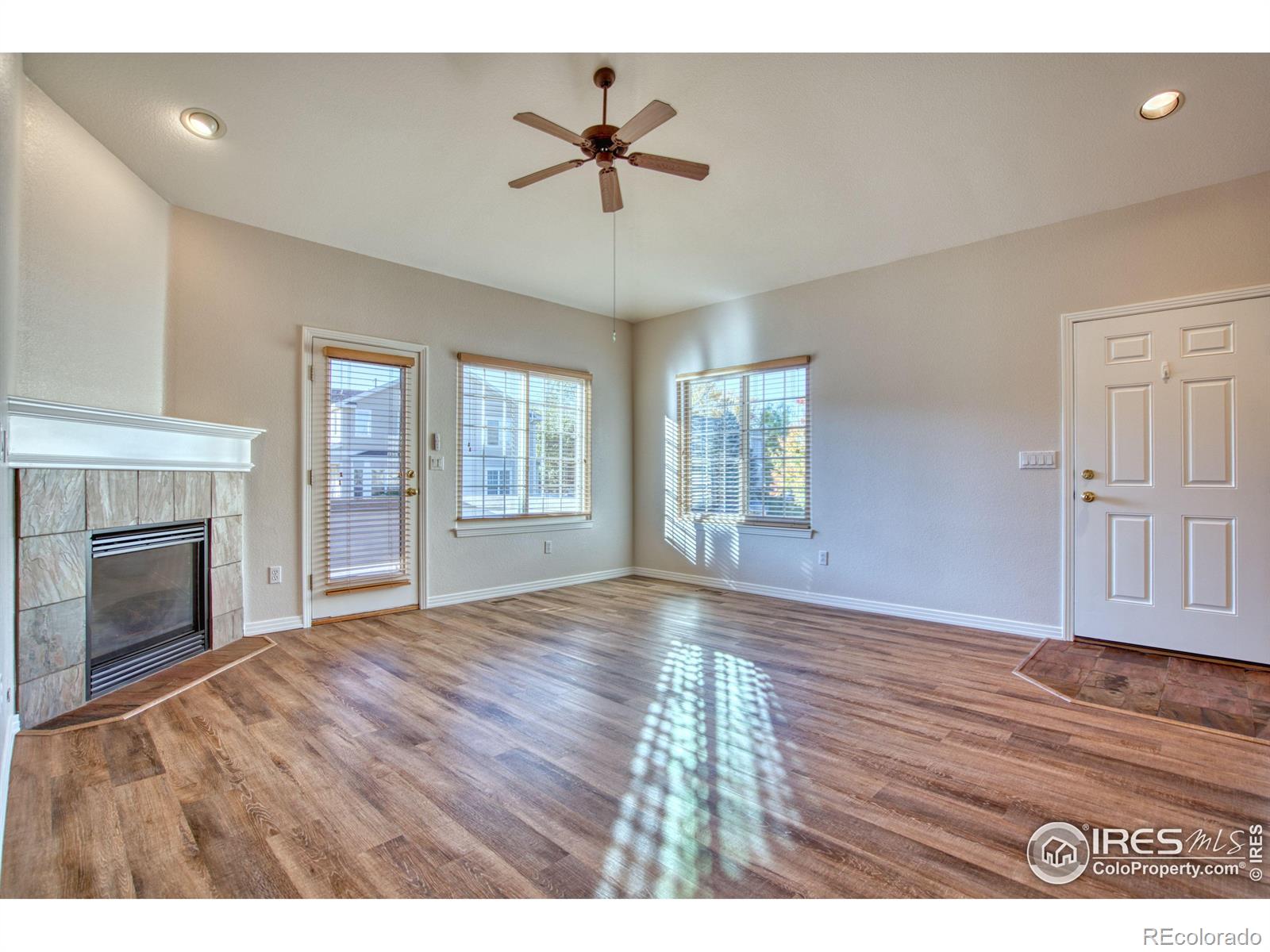 4121 Da Vinci Drive, Longmont, CO, 80503 2 4121 Da Vinci Drive