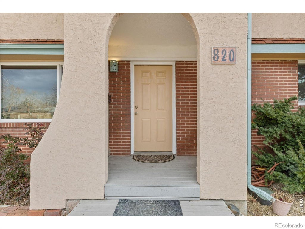 Photo of 820 Lotus Way, Broomfield, CO 80020 (MLS # IR1066883)
