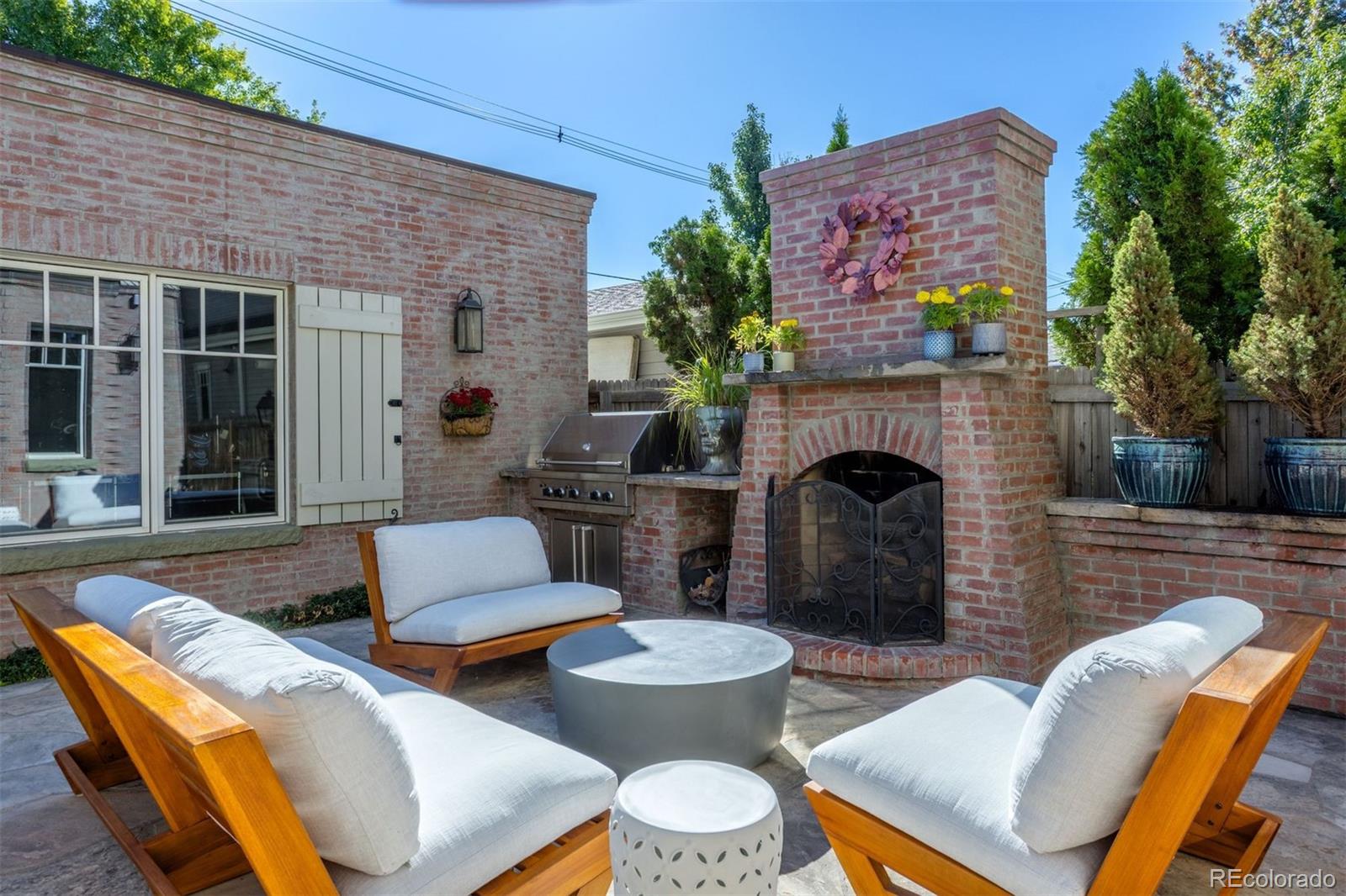 130 S Lafayette Street