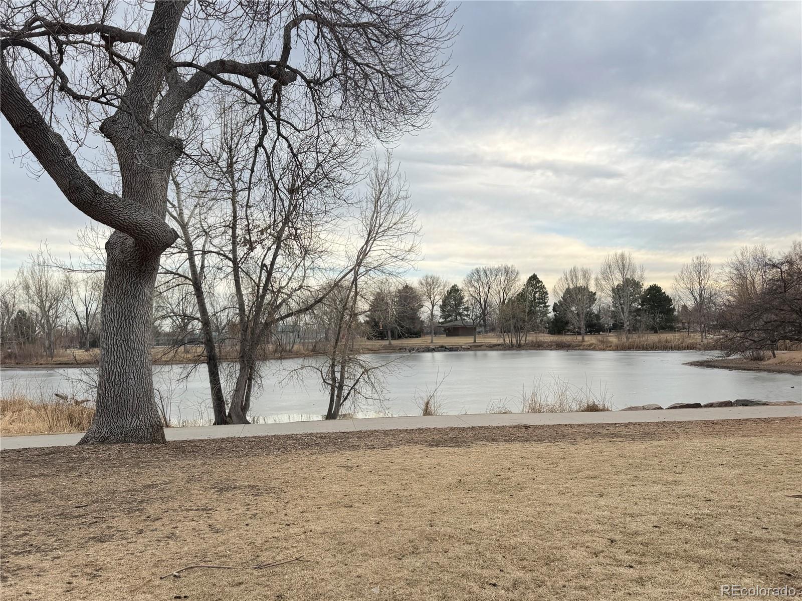 1092 S Newton Street