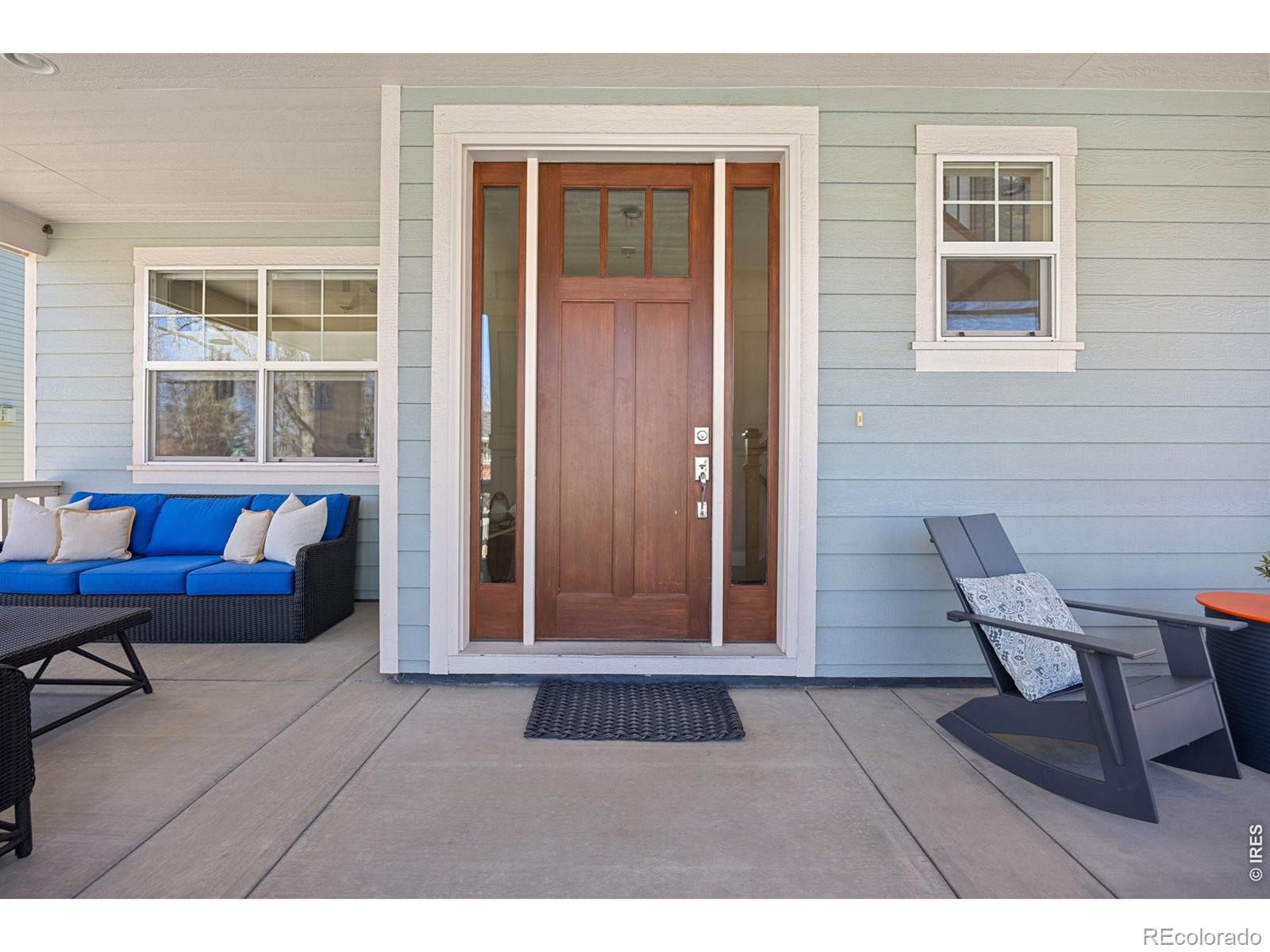 728 Hutchinson Street