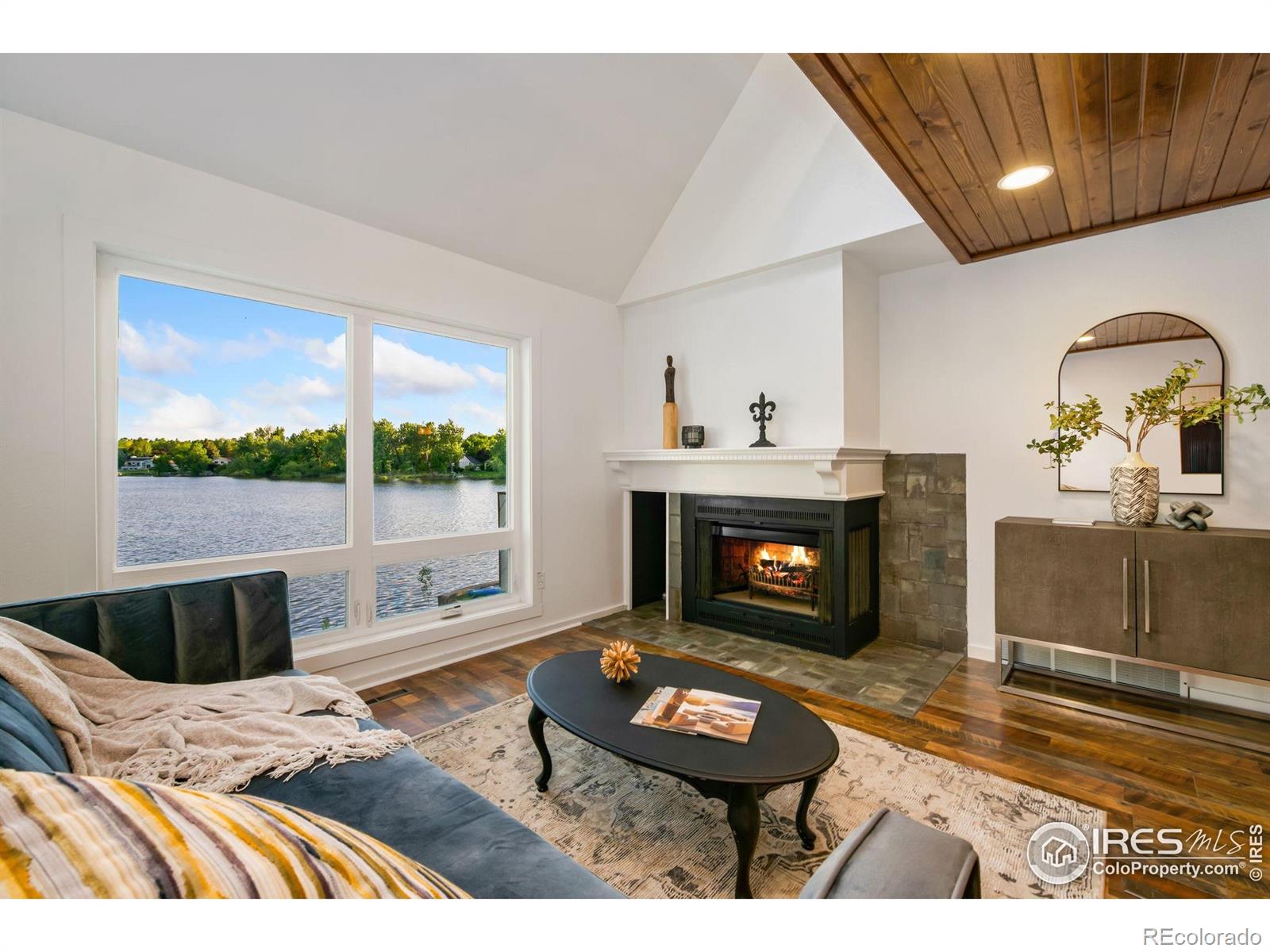 547 Spindrift Court