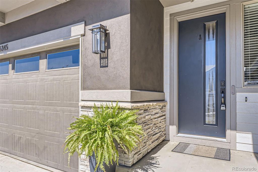 Photo of 16345 Spanish Peak Way, Broomfield, CO 80023 (MLS # 5314983)
