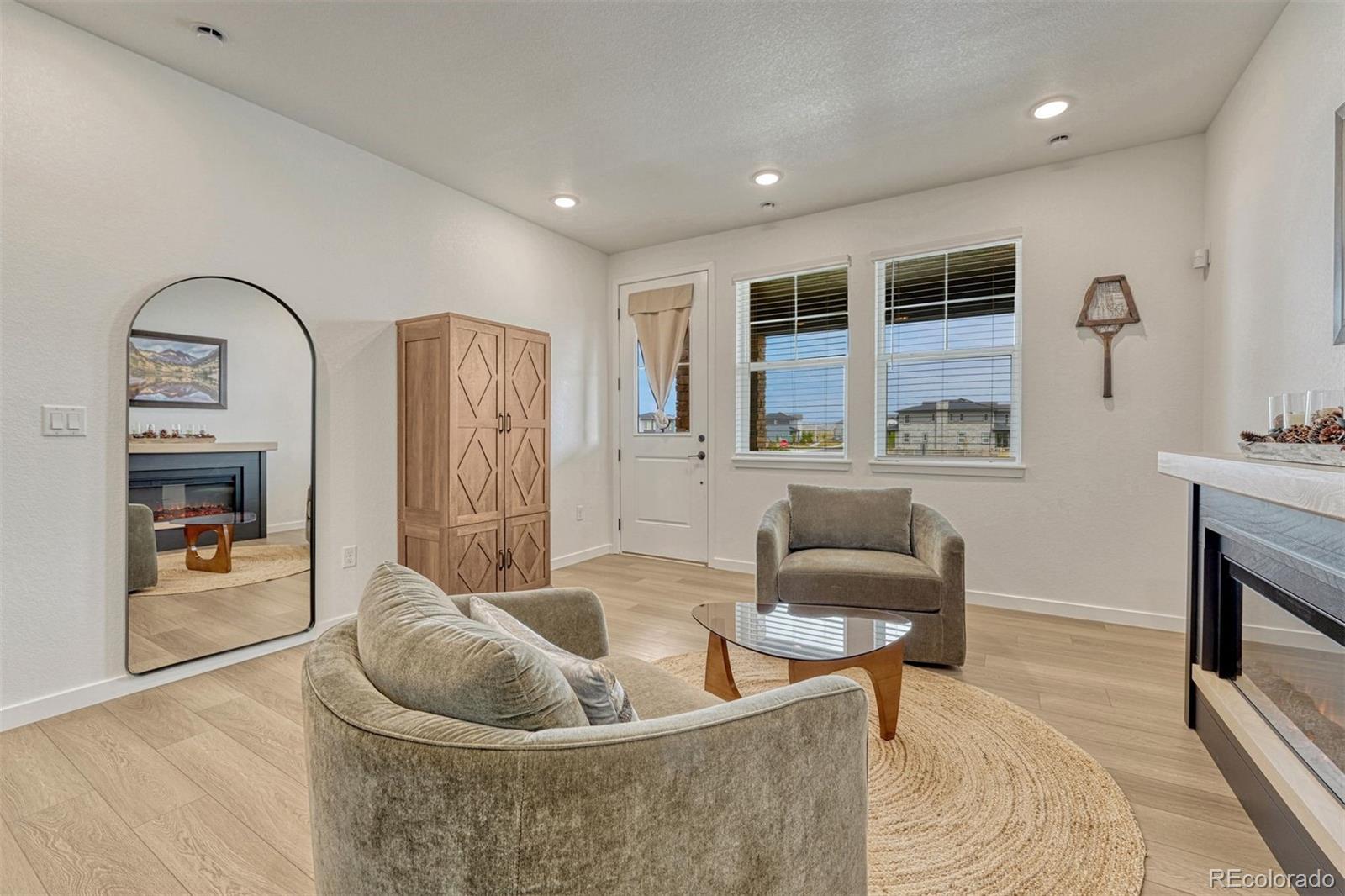 8673 Middle Fork Street