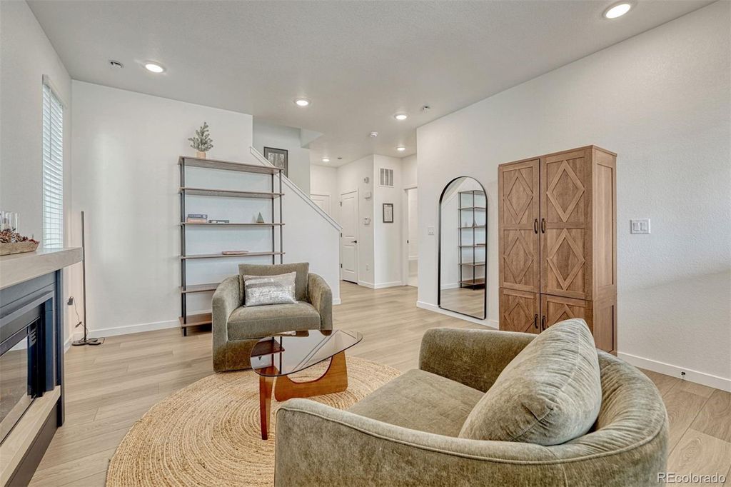 Photo of 8673 Middle Fork Street, Littleton, CO 80125 (MLS # 3655489)