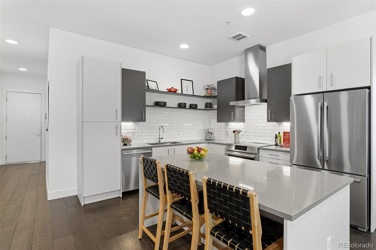 2530 Lawrence Street RA102