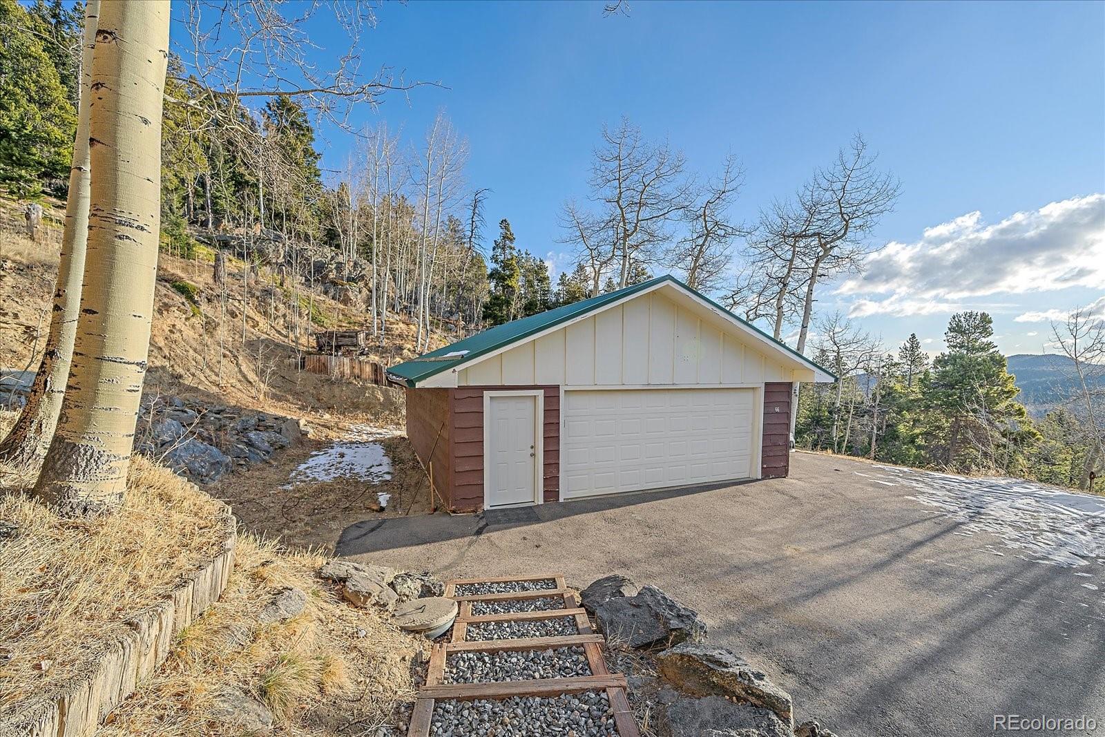 66 Lodgepole Circle