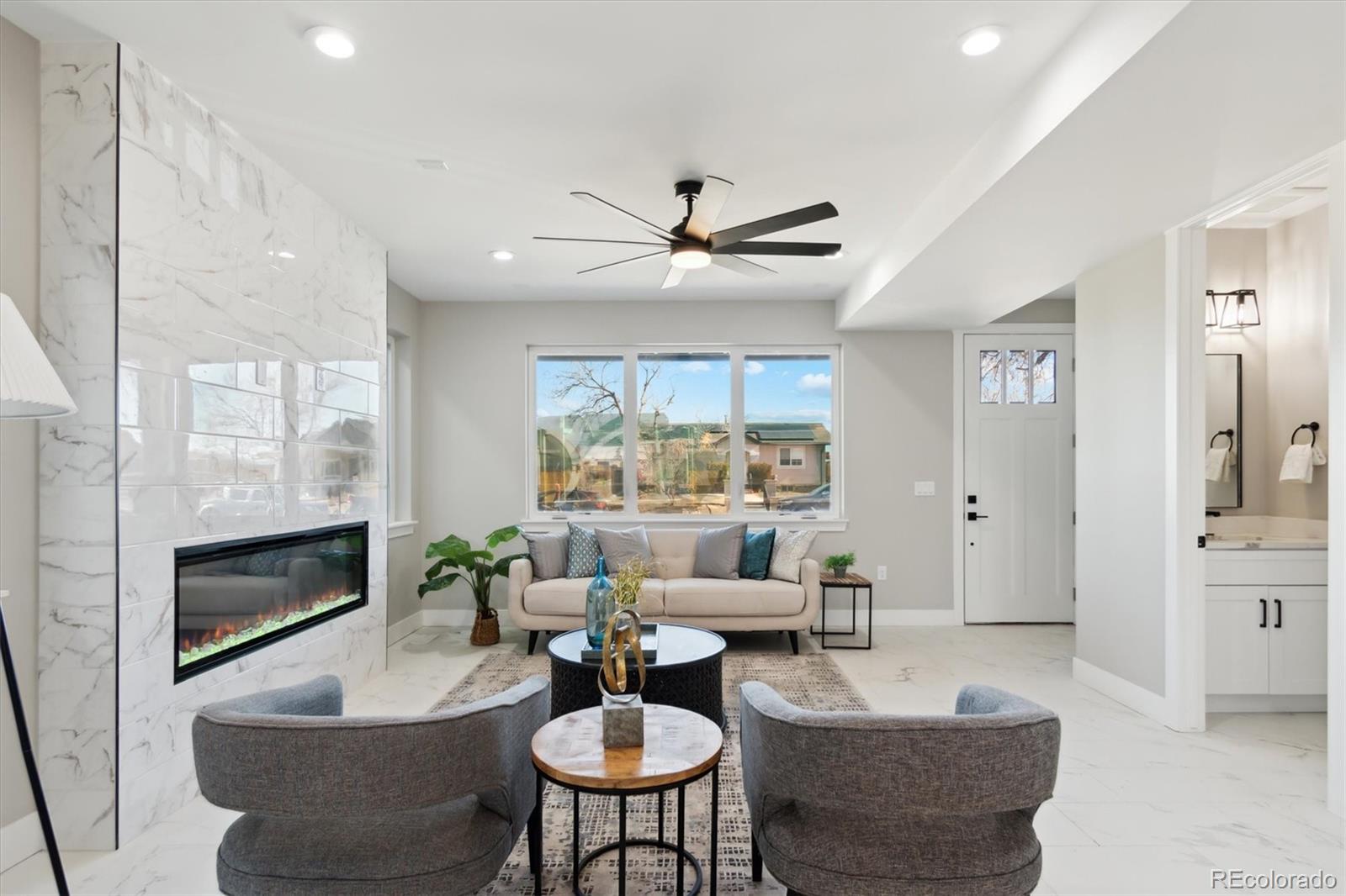 2319 S Galapago Street