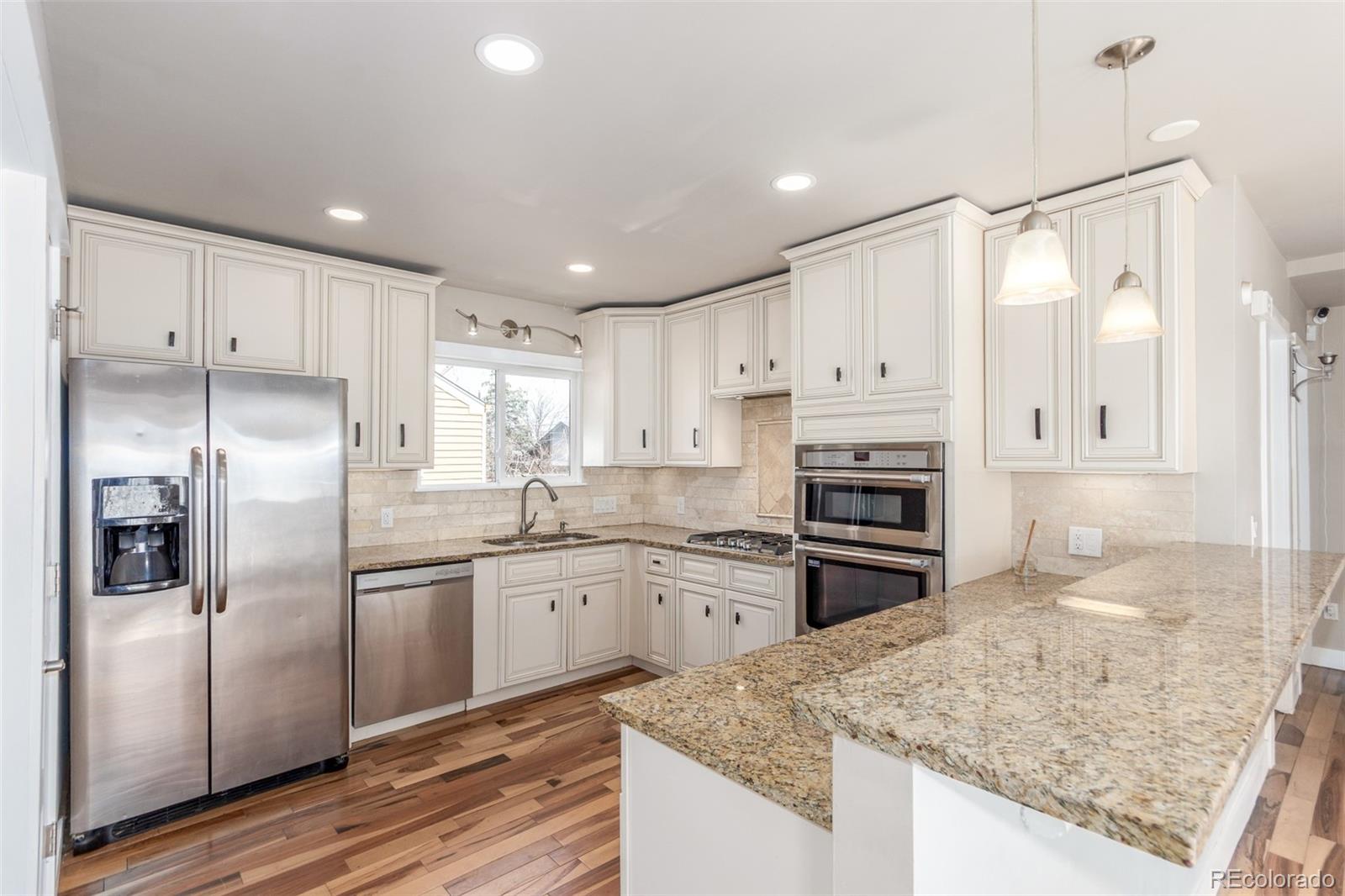 1350 Valentia Street, Denver, CO, 80220 4 1350 Valentia Street
