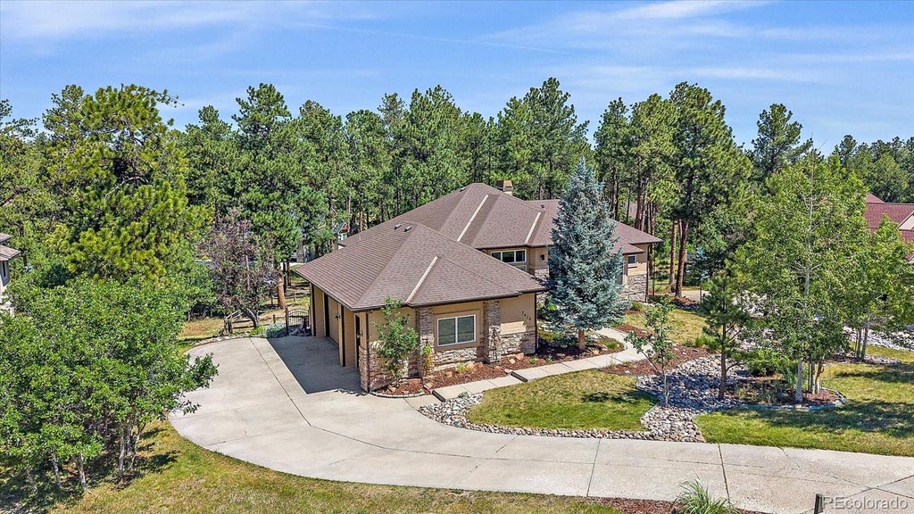 Photo of 7418 Cameron Drive, Larkspur, CO 80118 (MLS # 7041616)