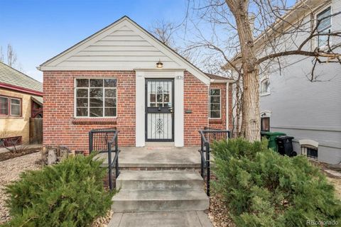 Photo of 1826 Bellaire Street, Denver, CO 80220 (MLS # 8848425)