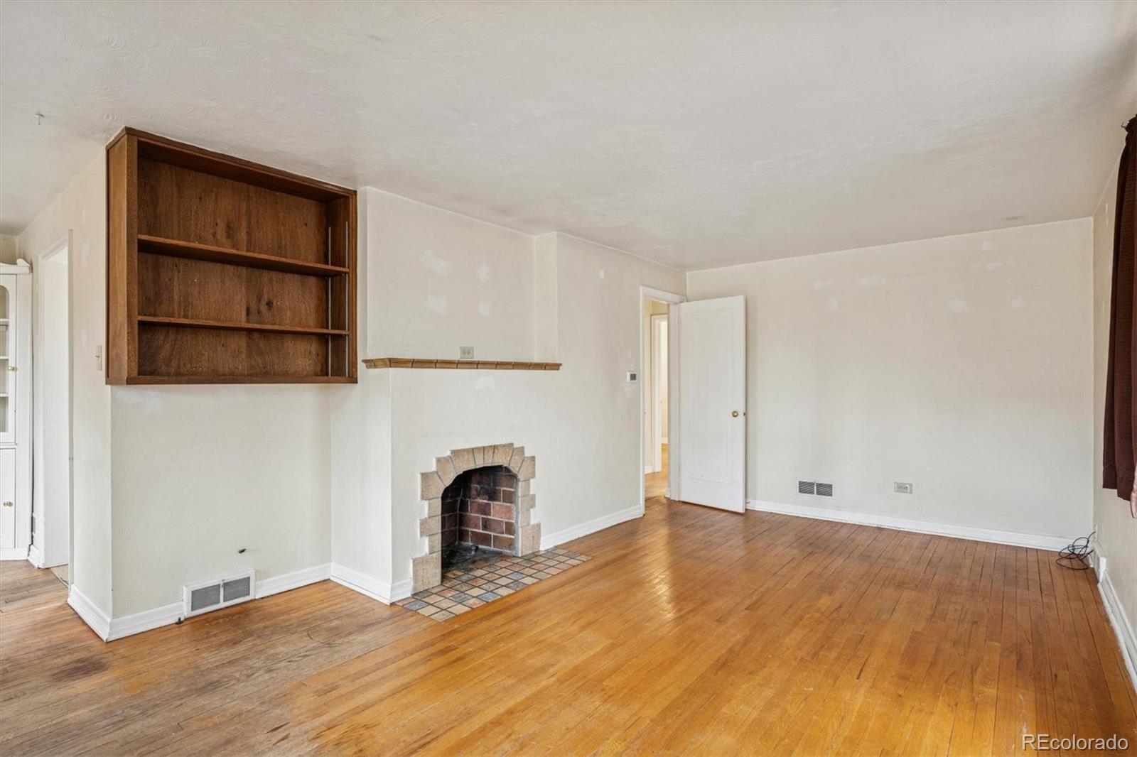 1826 Bellaire Street