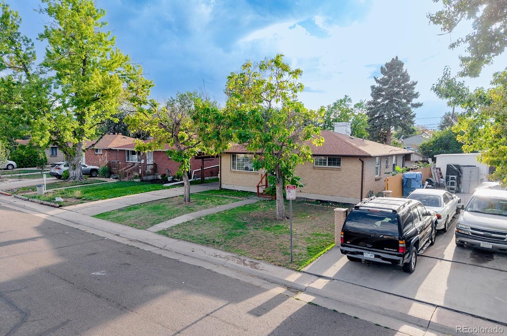 Photo of 1011 S Decatur Street, Denver, CO 80219 (MLS # 9487053)