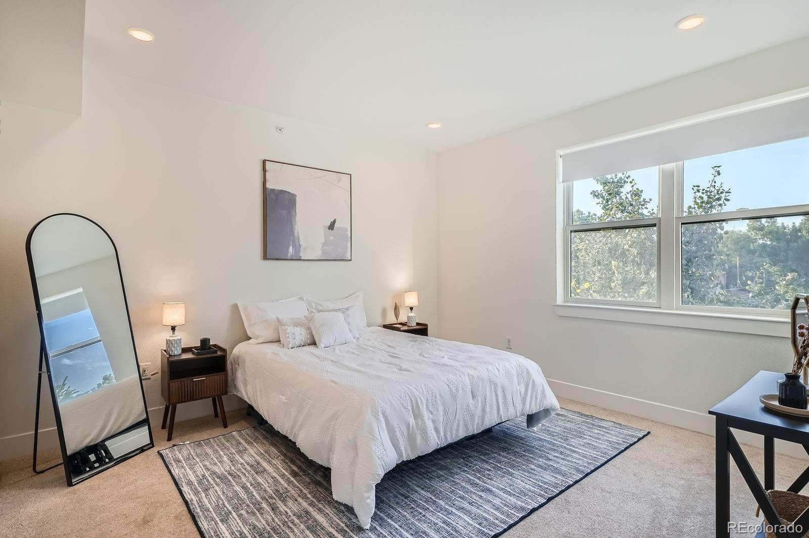 431 E Bayaud Avenue R304