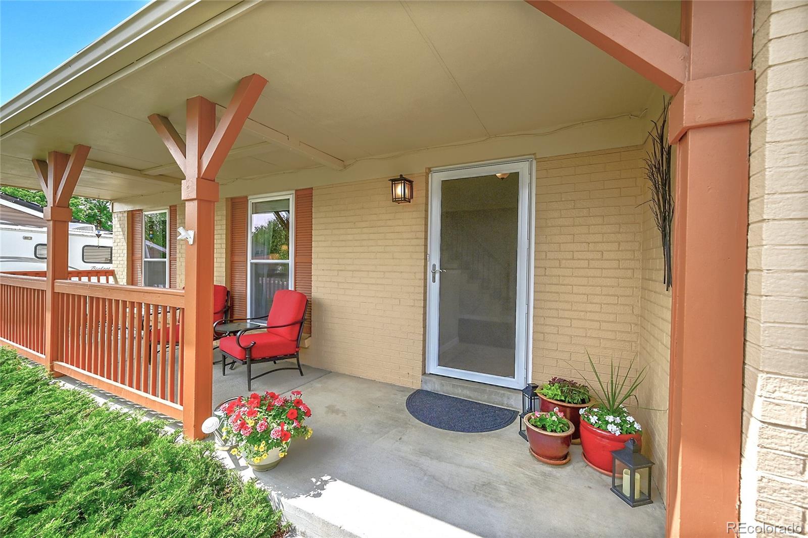 1093 Lilac Circle