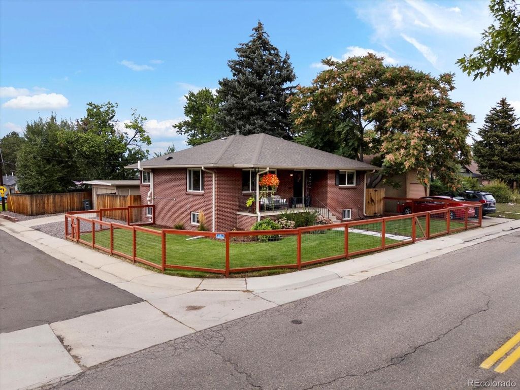 Photo of 4963 Harlan Street, Wheat Ridge, CO 80033 (MLS # 4966626)