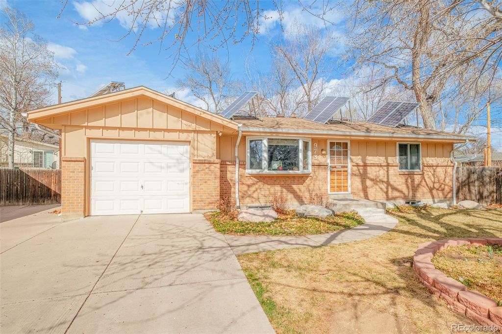 Photo of 973 S Holland Street, Lakewood, CO 80226 (MLS # 7942782)
