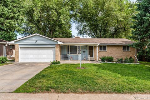 2828 S Knoxville Way, Denver, CO 80227 - #: 2262839